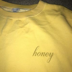 💛 BRANDY Melville honey sweater 🍯